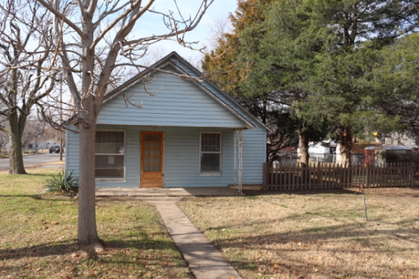 201 N Gorin St, Clearwater, KS 67026 