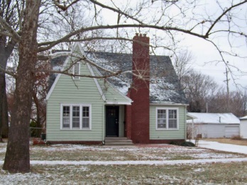 1115 E 11th Ave, Winfield, KS 67156 