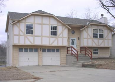 504 E 125th Ter, Olathe, KS 66061 