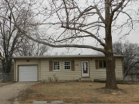 3300 SW Twilight Dr, Topeka, KS 66614 
