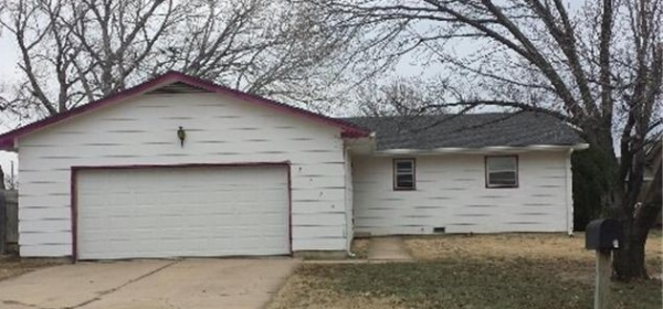 3220 S Knight Ave, Wichita, KS 67217 