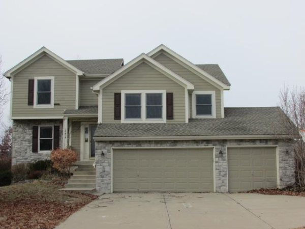 18424 Ash St, Gardner, KS 66030 