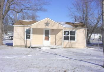 215 W 5th Street, Wellsville, KS 66092 
