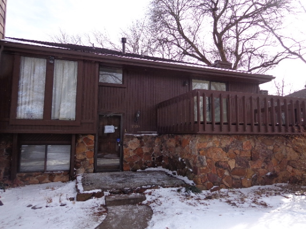 2421 S Yellowstone St #2304, Wichita, KS 67215 