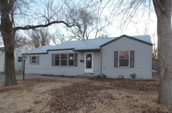2758 S Everett St, Wichita, KS 67217 