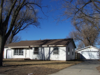 910 W 52nd St S, Wichita, KS 67217 