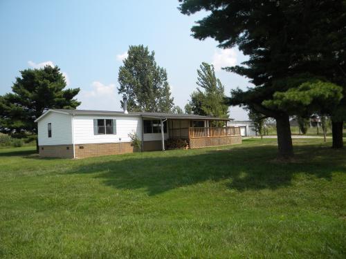 2630 HICKORY FLAT RAPIDS RD, Franklin, KY 42134 