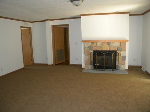 854 EARL SHIVES RD, Summer Shade, KY 42166 