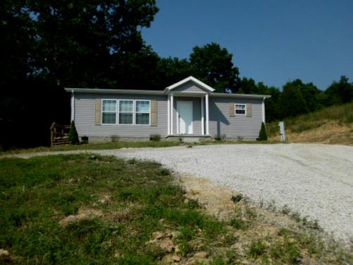 1084 TIMBER CREEK RD, Lawrenceburg, KY 40342 