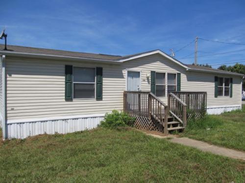 6000 SUMMER CREEK DR, Louisville, KY 40272 