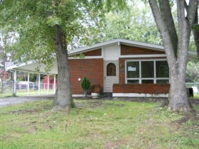 9912 EAST AVE, LOUISVILLE, KY 40272 