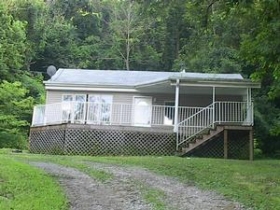 4141 RIVER RD, HEBRON, KY 41048 