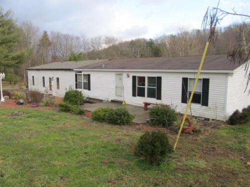 640 BELL FARM RD, Jeffersonville, KY 40337 