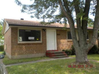 8807 Maplecreek, Louisville, KY 40219 