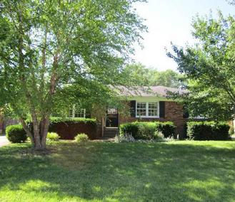 618 Stivers Rd, Louisville, KY 40207 