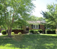 618 Stivers Rd, Louisville, KY 40207 