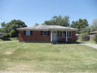 3220 Tara Gale Dr, Louisville, KY 40216 