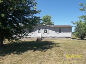618 C W Moore Rd, Smiths Grove, KY 42171 