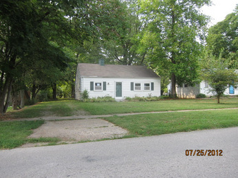 122 Bonnie Ln, Louisville, KY 40218 