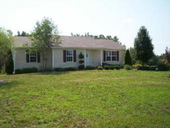 13592 Salt River Rd, Eastview, KY 42732 