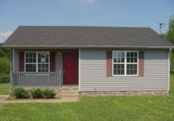 1056 Bush Ave, Oak Grove, KY 42262 