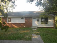 102 Redwood Dr, Frankfort, KY 40601 