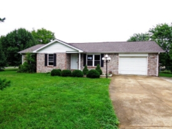 1455 Catalpa Dr, Radcliff, KY 40160 