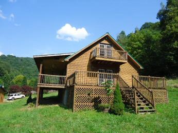 195 Right Fork Of Island Creek, Pikeville, KY 41501 