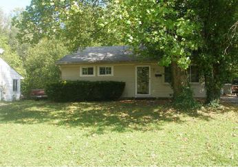 261 Granvil Dr, Louisville, KY 40218 