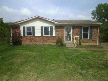 9501 Wales Ct, Louisville, KY 40272 