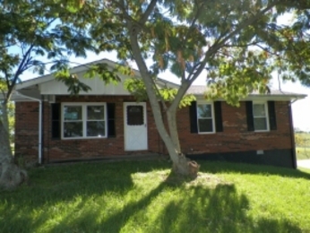 18 West Tunnel Hill Rd, Owingsville, KY 40360 