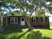 18 West Tunnel Hill Rd, Owingsville, KY 40360 