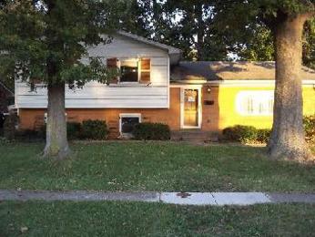 3431 Fernheather Dr, Louisville, KY 40216 