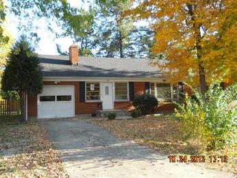 409 Greenview Dr, Lawrenceburg, KY 40342 