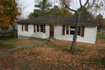 1002 N 5th St, Central City, KY 42330 