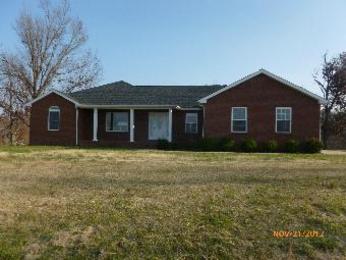 335 Robinson Rd, Morganfield, KY 42437 