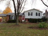 9010 Admont Ct, Louisville, KY 40220 