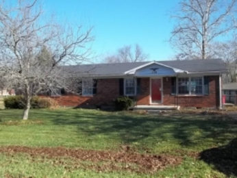 219 Stable Ln, Frankfort, KY 40601 