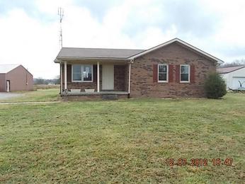 155 Doug Thompson Ln., Lebanon, KY 40033 