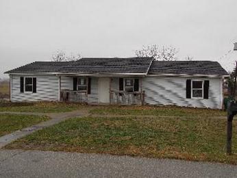 102-104 Lilly St, Lawrenceburg, KY 40342 