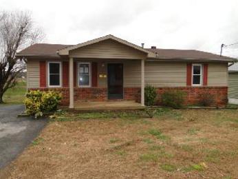312 Comer Ave, Horse Cave, KY 42749 