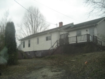 2003 Wade St, Ashland, KY 41101 