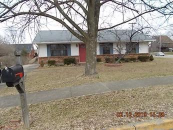 2957 Cedarcrest Dr, Lexington, KY 40517 