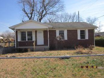 2405 Faulkner Dr, Hopkinsville, KY 42240 