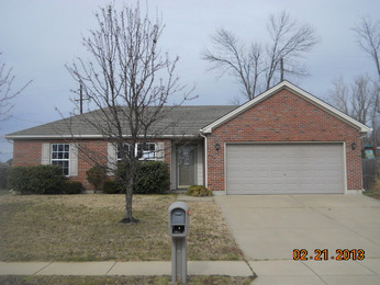 637 Canoe Creek Dr, Henderson, KY 42420 