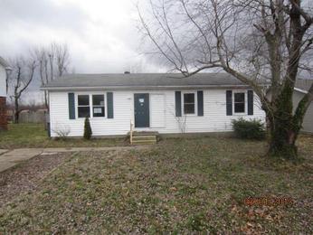 1261 Eastside Ln, Madisonville, KY 42431 