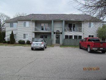 4200 Wisteria Landing Cir. #102, Louisville, KY 40218 