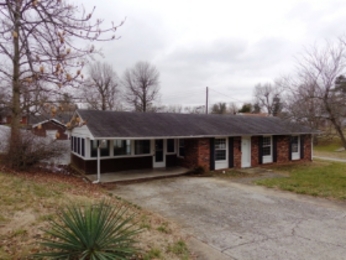 24 Park Ave, Hodgenville, KY 42748 