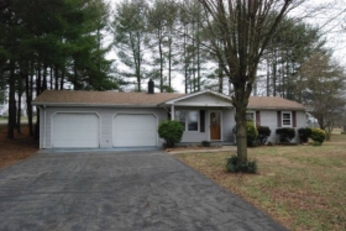 4752 Holland Rd, Scottsville, KY 42164 