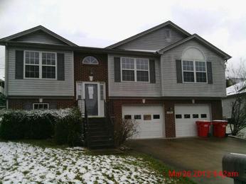 224 Forest Ridge Dr, Frankfort, KY 40601 
